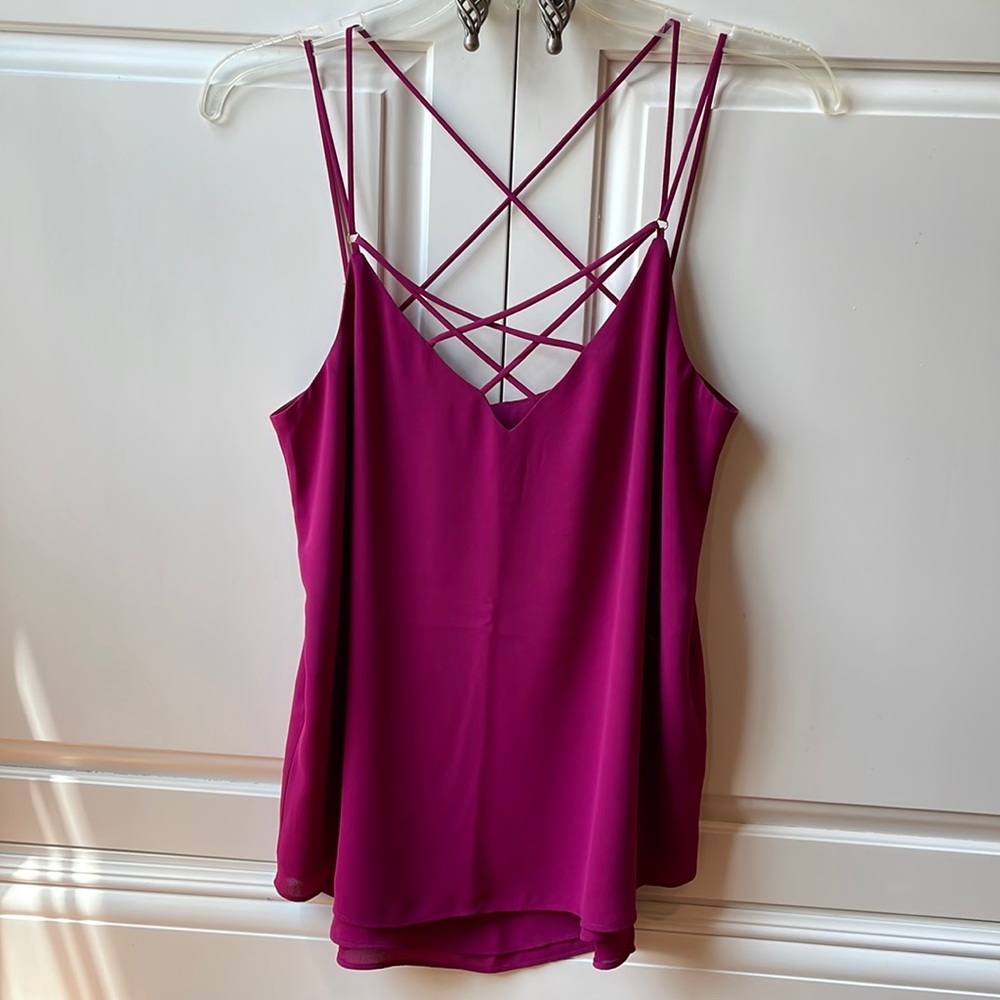 Women’s Express Barcelona Strapi Cami in berry, sz Small, EUC